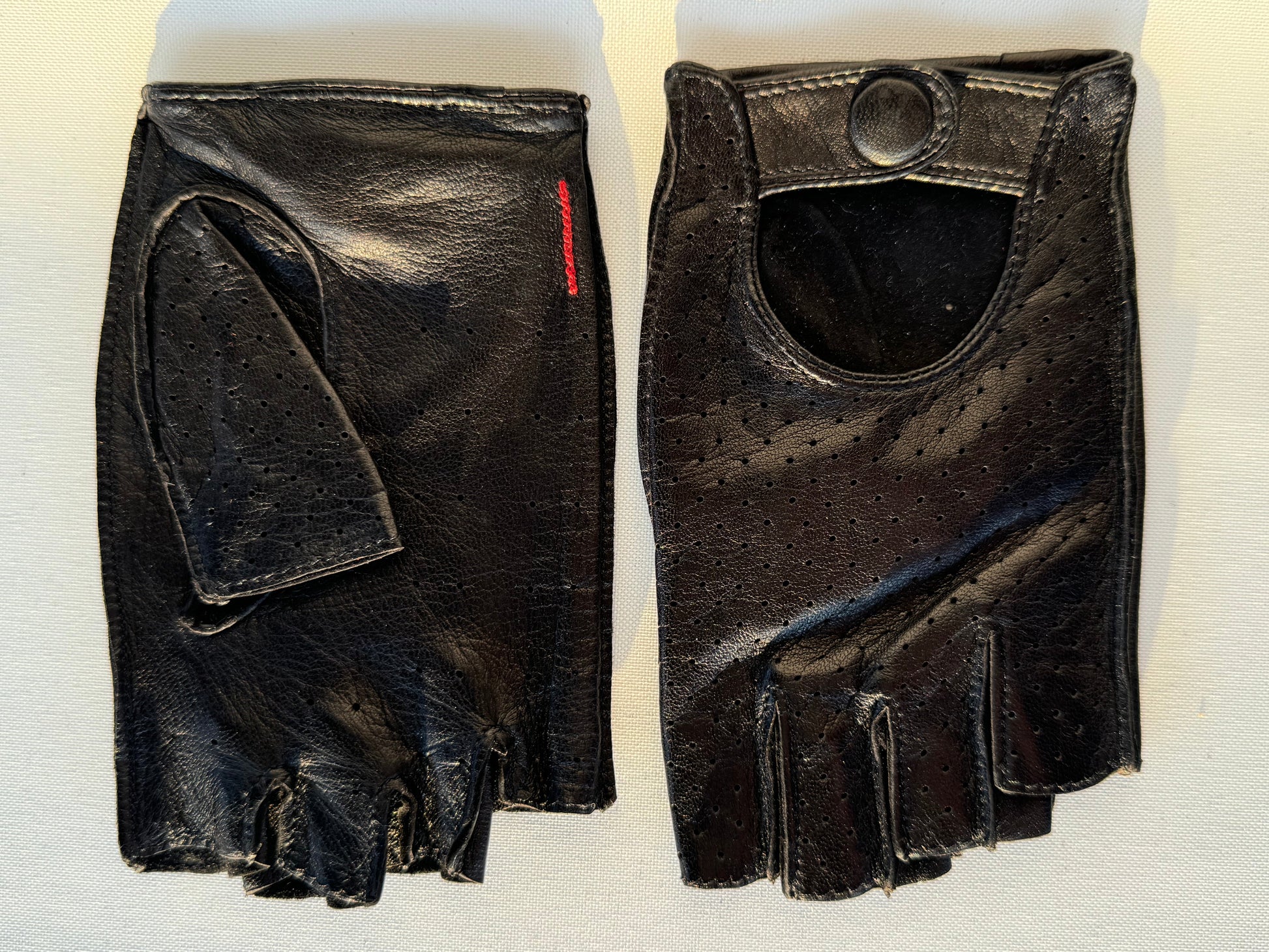 Women's fingerless  Black driving gloves